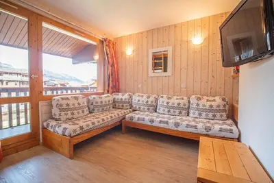4ème étage, balcon, télévision, casier à ski, 48m², Valmorel