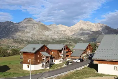 Image de 1er étage, vue montagne, balcon, télévision, 42m², La Joue du Loup