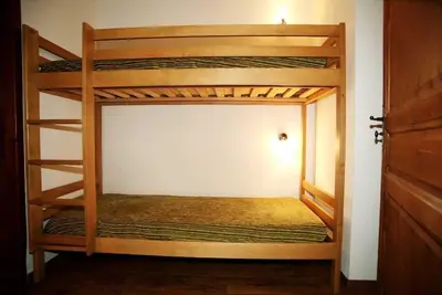 Image de 1er étage, balcon, télévision, casier à ski, 28m², Brides Les Bains