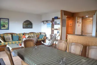 Image de 1er étage, vue pistes de ski, balcon, télévision, 65m², Les Arcs