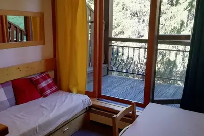 Image de 150m du centre station, 3ème étage, télévision, casier à ski, 33m², Les Arcs