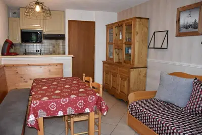 Image de Rez-de-chaussée, piscine, terrasse, télévision, casier à ski, 27m², Pralognan-la-Vanoise