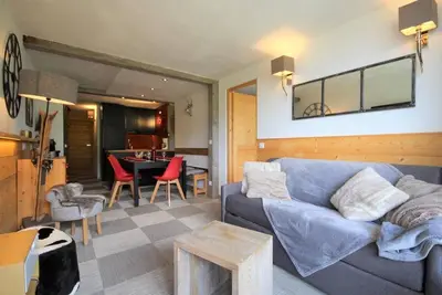 Image de 100m du centre station, 14ème étage, vue pistes de ski, balcon, télévision, 58m², Les Arcs