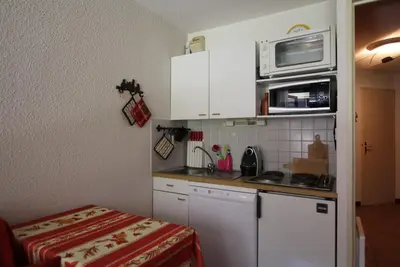 Image de 1er étage, terrasse, parking, télévision, casier à ski, 50m², Montgenèvre