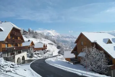 Image de Rez-de-chaussée, balcon, télévision, casier à ski, 35m², Pra Loup