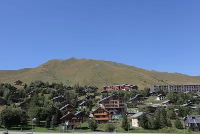 Image de À 10m des pistes de ski, 2ème étage, balcon, télévision, casier à ski, 18m², La Toussuire
