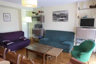 Image de 50m du centre station, 2ème étage, balcon, télévision, 81m², Saint Gervais