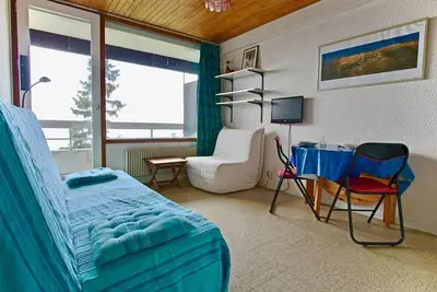 Image de À 100m des pistes de ski, Rez-de-chaussée, télévision, 19m², Chamrousse