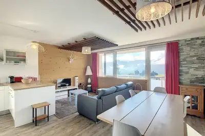 Image de 4ème étage, vue montagne, balcon, télévision, 80m², La Toussuire