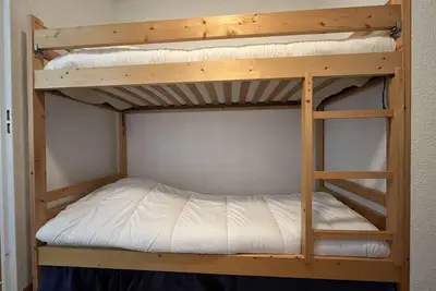 Image de 100m des commerces, 4ème étage, vue montagne, télévision, 25m², Pra Loup