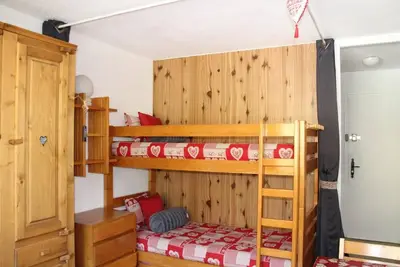 Image de 1er étage, télévision, casier à ski, 16m², Val Cenis