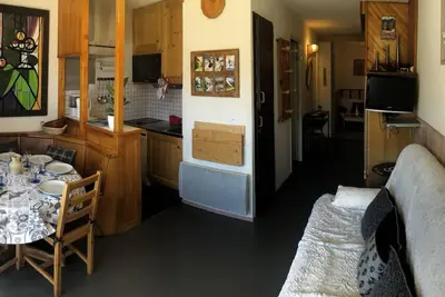 Image de Étage -2, vue montagne, terrasse, parking, télévision, casier à ski, 38m², Saint Gervais