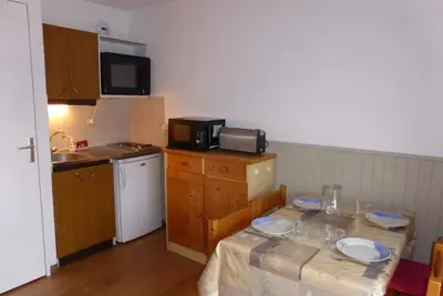 2ème étage, vue montagne, parking, télévision, casier à ski, 26m², Combloux