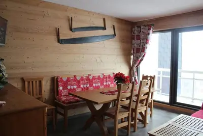 Image de Rez-de-chaussée, vue panoramique, télévision, 56m², La Toussuire