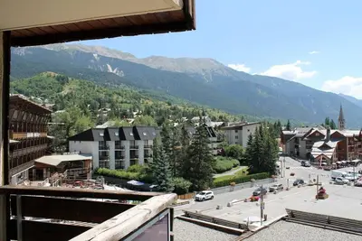 Image de À 10m des pistes de ski, 2ème étage, vue montagne, balcon, télévision, 25m², Serre Chevalier