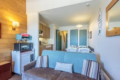 Image de 5ème étage, vue montagne, balcon, casier à ski, 30m², Montchavin La Plagne