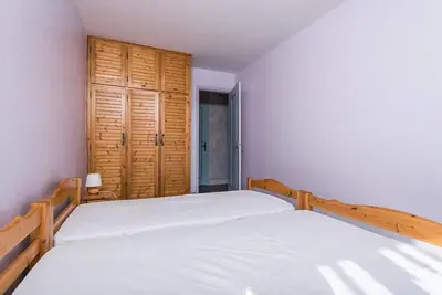 Image de 150m du centre station, 1er étage, balcon, télévision, casier à ski, 42m², Tignes