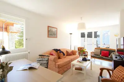 Image de 2ème étage, balcon, télévision, 72m², Les 2 Alpes