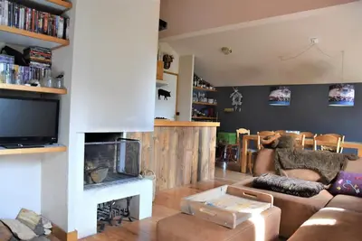 Image de 100m du centre station, 3ème étage, balcon, télévision, casier à ski, 75m², Pralognan-la-Vanoise