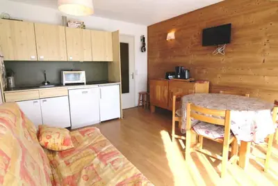 Image de Rez-de-chaussée, balcon, télévision, casier à ski, 38m², Alpe d'Huez