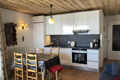 Image de 350m du centre station, 4ème étage, balcon, télévision, casier à ski, 50m², Alpe d'Huez