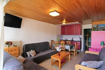 Image de Rez-de-chaussée, balcon, télévision, casier à ski, 37m², Alpe d'Huez