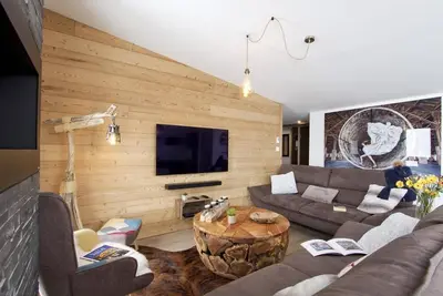 Image de 300m des commerces, 4ème étage, terrasse, télévision, casier à ski, 89m², Les 2 Alpes
