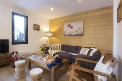 Image de 300m des commerces, 1er étage, terrasse, télévision, casier à ski, 83m², Les 2 Alpes