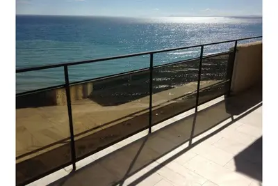 Image de Large terrace with spectacular views, best possible location, Central Marbella