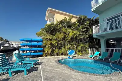 Image de Island Adventure I 4 Bedrooms 4. 5 Baths, Pool, Oce