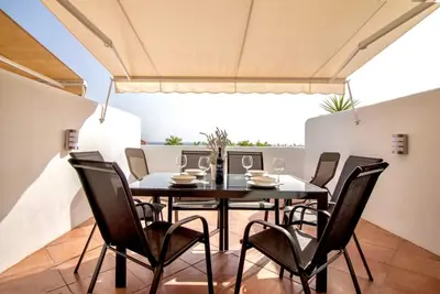 Image de Espacios Blanco Adeje Paradise, duplex with sea views!