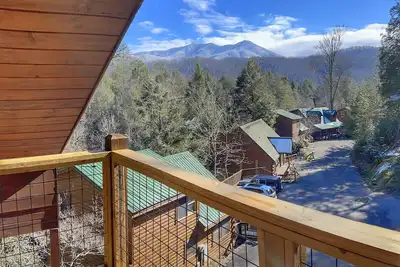 Image de Specials! Mt Views + Pool + Hot Tub + Arcade Games + Karaoke
