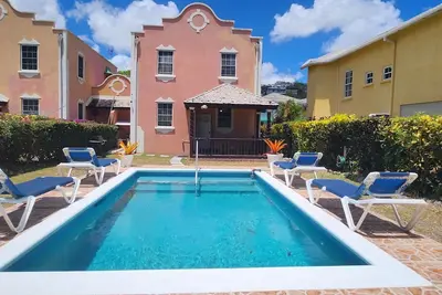 Image de Beautiful Beach Villa, spacious & clean, quick walk to beach, dining, p\/trans.