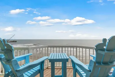 Image de 408 Cov - Atlantic Breeze - Oceanfront Top Floor Villa - 2 Pools