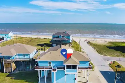 Image de Gulf View/Dogs Ok/200ft To Sand/Upscale Neighborhood/Spacious Home/Games/Dish Tv