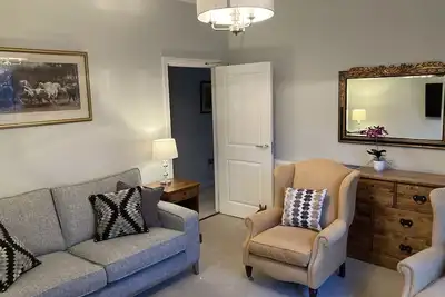 Image de Hedgefield House - Serene Top Floor Flat