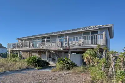 Image de Easy Beach Access - 2 Free Bike Rentals Included With Your Stay!
