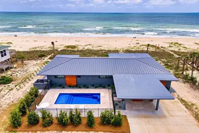 Image de Beachfront! Private Pool! All new 2025 renovation.