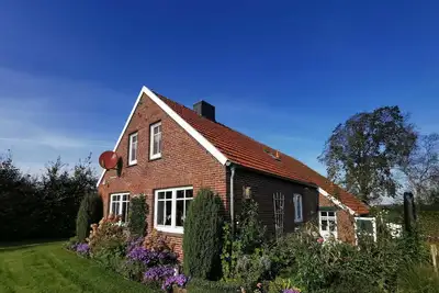 Image de Belle maison de vacances privée pour 4 personnes avec Tv, terrasse et parking