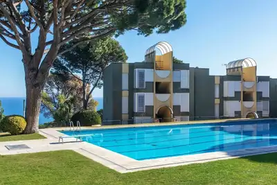 Image de Joli appartement pour 4 personnes avec Wifi, piscine, Tv, terrasse, vue panoramique et parking