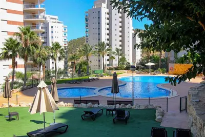 Image de Bel appartement pour 4 personnes avec climatisation, piscine, Tv, terrasse et parking