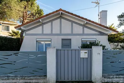 Image de Merveilleuse maison de vacances privée pour 8 personnes avec Wifi, Tv, terrasse et parking