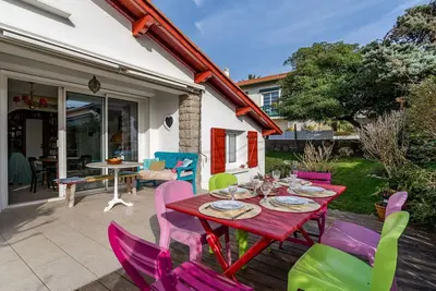 Image de Magnifique maison de vacances privée avec Wifi, Tv, terrasse, animaux admis et parking