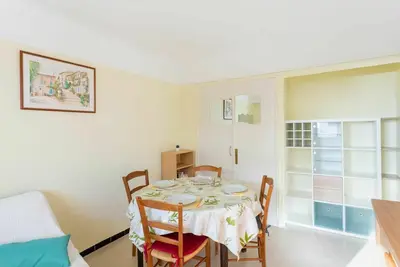 Image de Joli appartement pour 3 personnes avec Wifi, Tv, animaux admis et parking