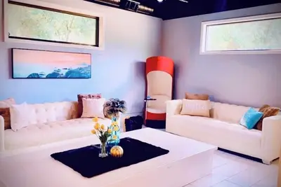 Image de Stylish Gated Retreat Home-3mins to Atl airport