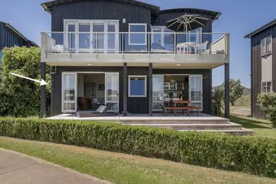Image de Golfer's Paradise - Matarangi Holiday Home
