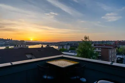 Image de Lake Union View Townhome at East Lake