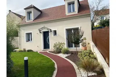 Image de Maison chaleureuse et confortable Ă 30 min de Paris