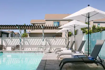 Image de Sonder Solarena | Accessible Double Queen Room w\/ Balcony
