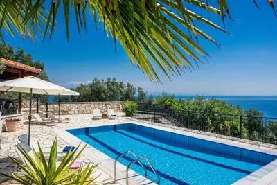 Image de Nissaki, Corfu stunning sea and mountain views in peaceful setting  😊 ❤️😊\n
